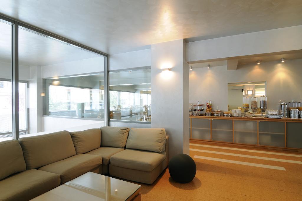 ספארטי Maniatis Hotel מראה חיצוני תמונה