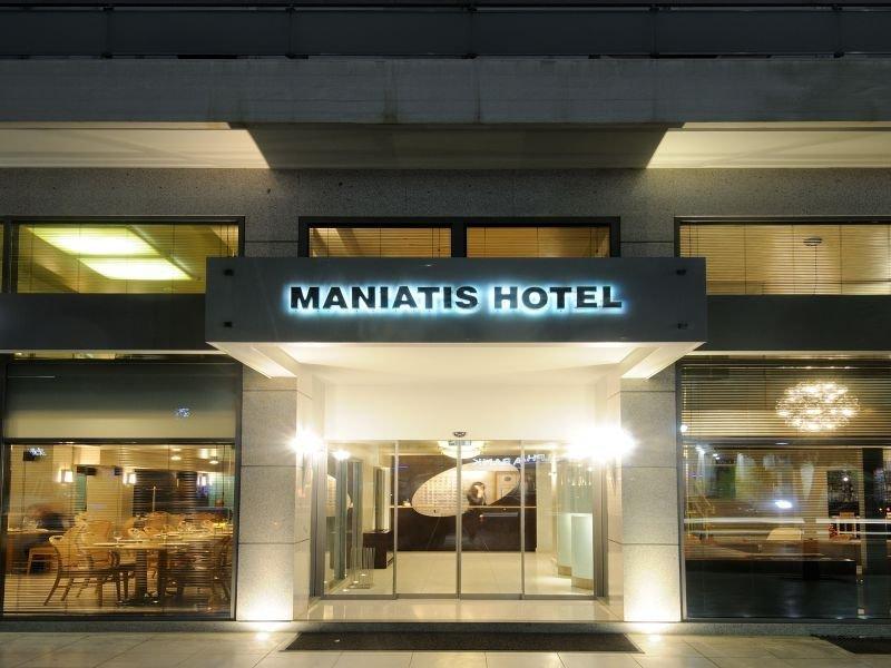 ספארטי Maniatis Hotel מראה חיצוני תמונה